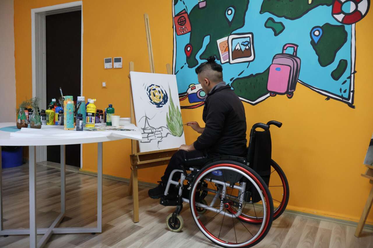 Muğla'da Yaşayan 29 Yaşındaki Mustafa Engeline Yenilmedi, İlk Sergisini Açıyor 1